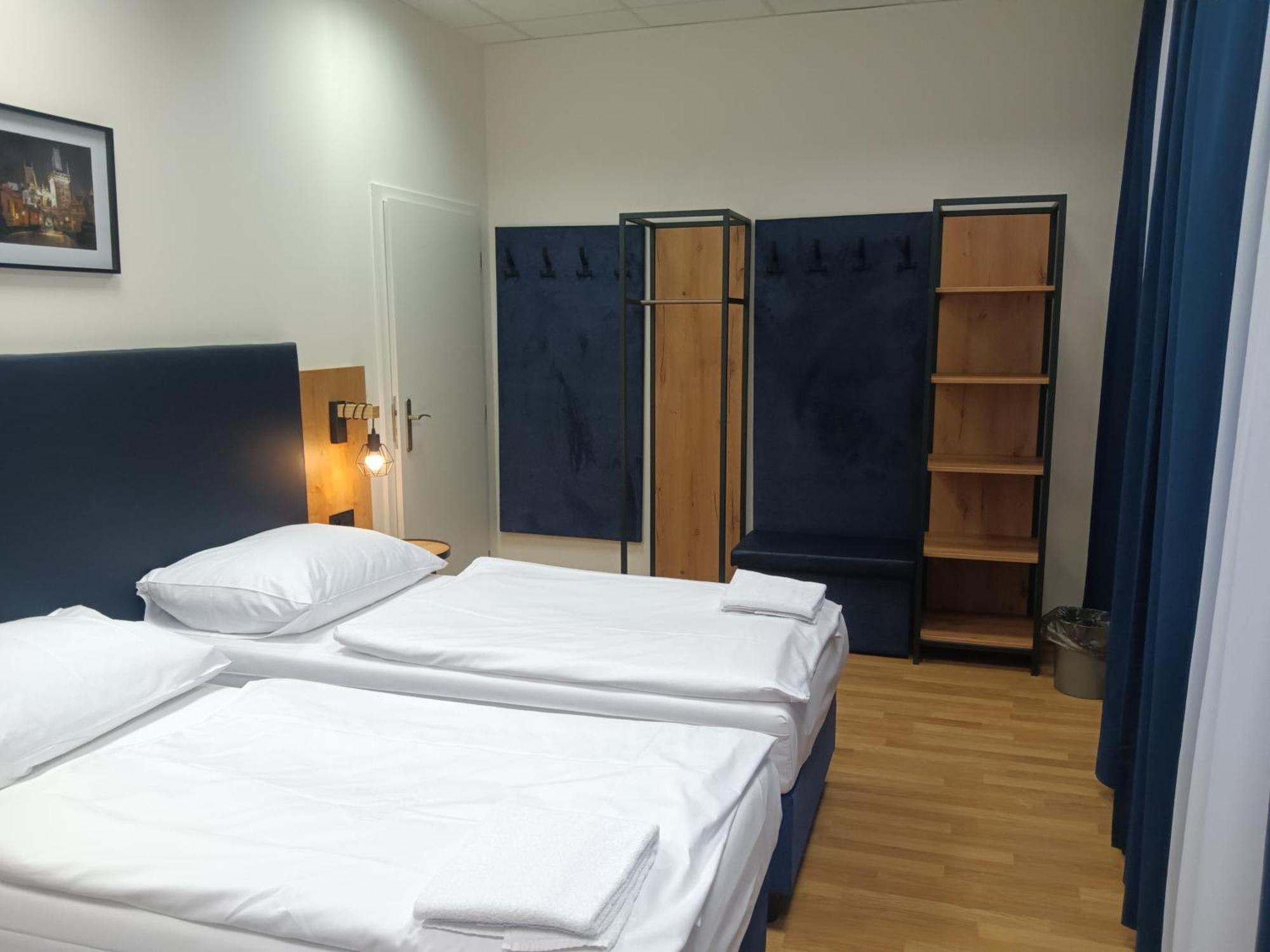 Powder Tower Suites Прага Экстерьер фото